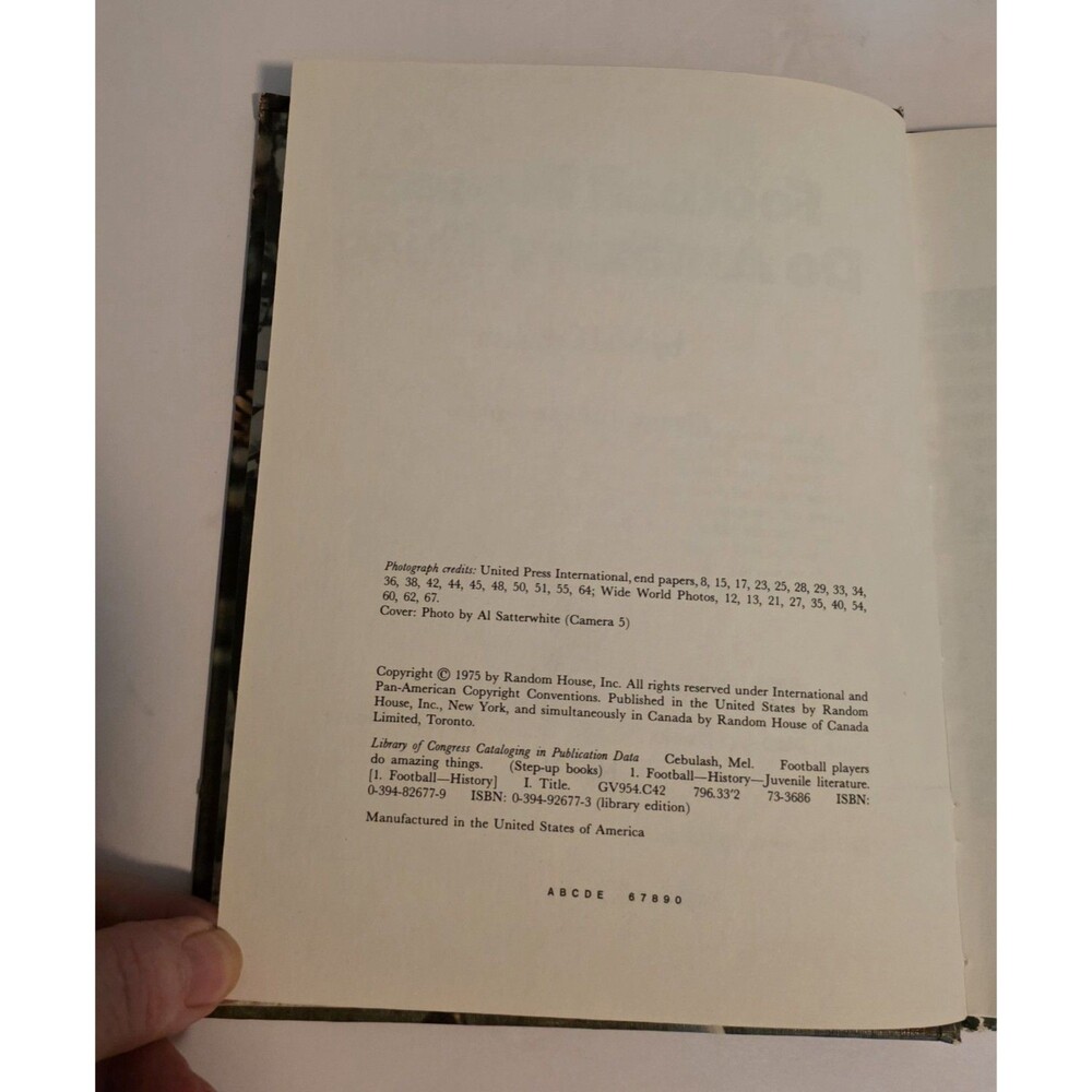Football Players Do Amazing Things Mel Cebulash 1975 Step Up Books Vtg Hardcover - Picture 6 of 7
